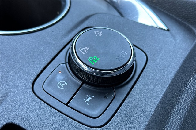 Vehicle image 31 of 54