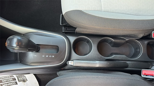 2022 Chevrolet Trax LS Image 21 of 28