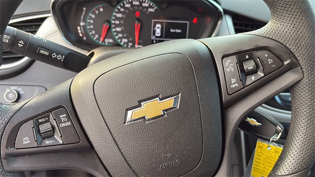 2022 Chevrolet Trax LS Image 27 of 28