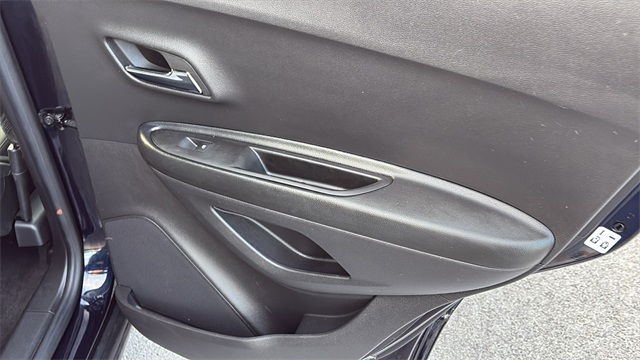 2022 Chevrolet Trax LS Image 25 of 28