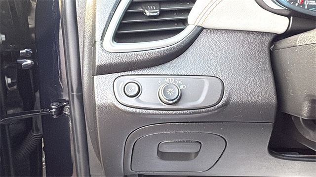 2022 Chevrolet Trax LS Image 26 of 28