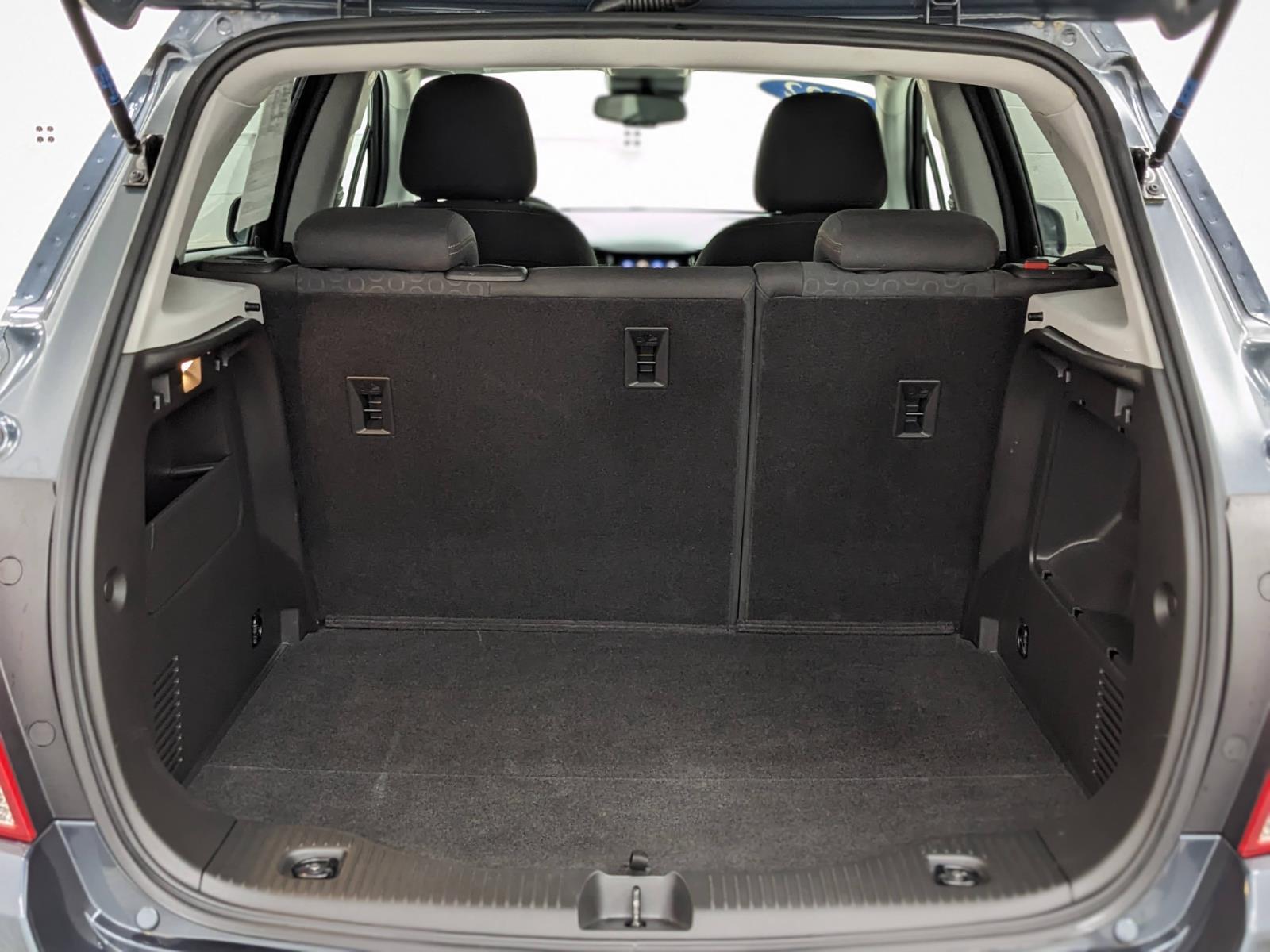 Vehicle image 6 of 27