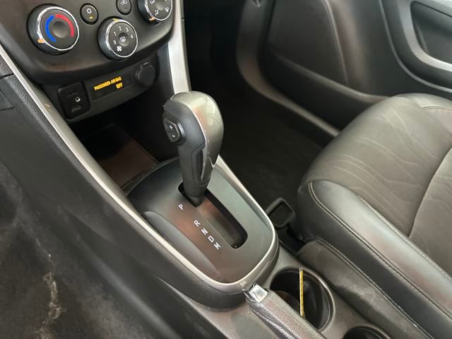 Vehicle image 19 of 27