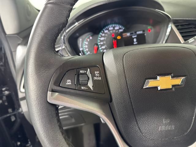 Vehicle image 15 of 27