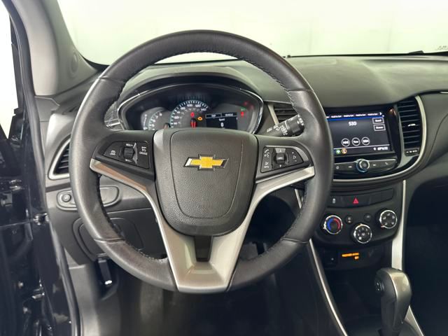 Vehicle image 14 of 27