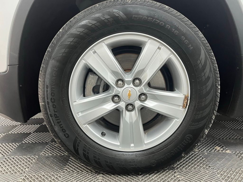 2022 Chevrolet Trax LT Image 7 of 30