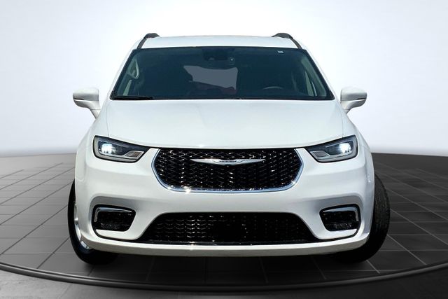 Vehicle image 2 of 40