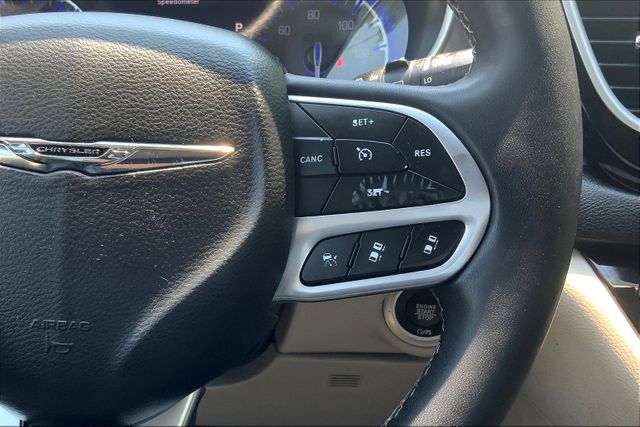 Vehicle image 12 of 40