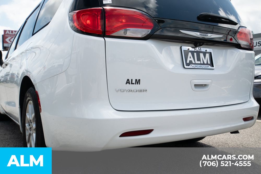 Vehicle image 31 of 47
