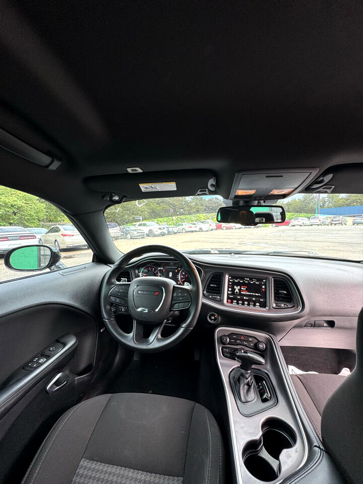 Vehicle image 28 of 28
