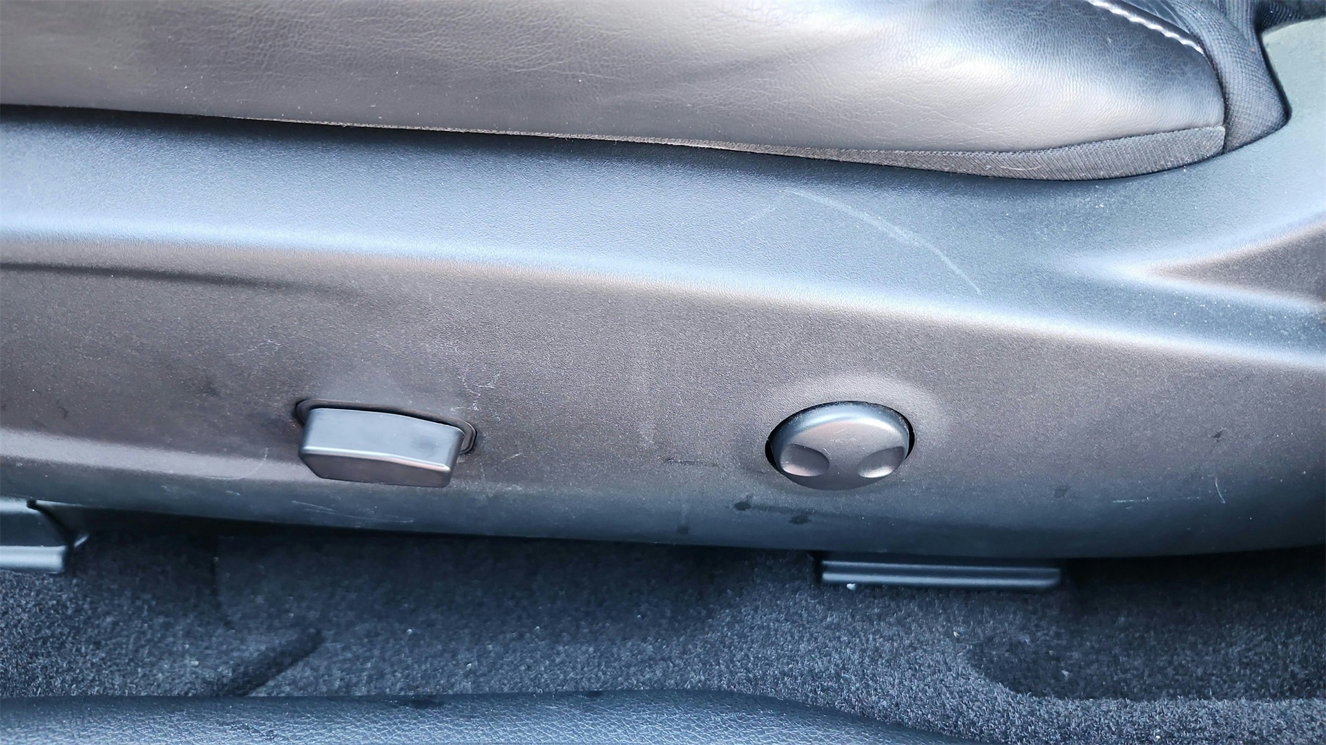 2022 Dodge Challenger R/T Scat Pack Widebody Image 29 of 40