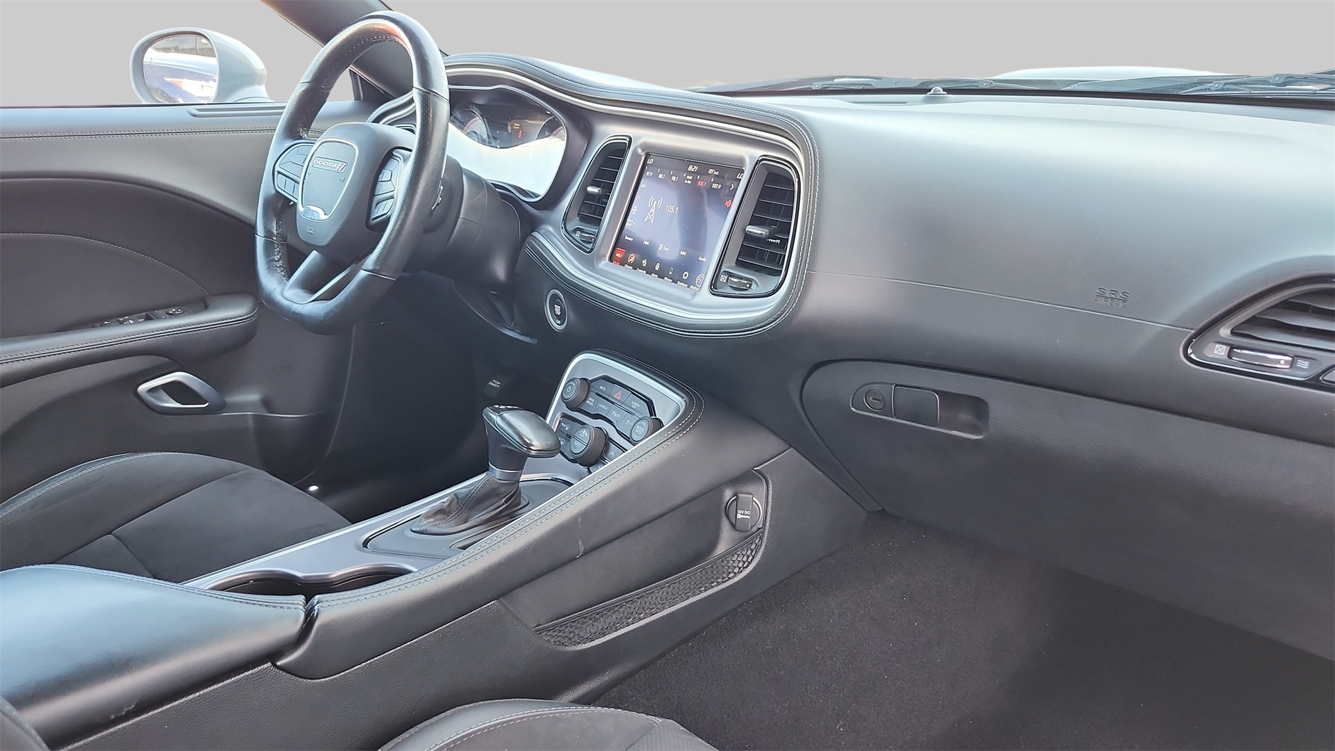 2022 Dodge Challenger R/T Scat Pack Widebody Image 15 of 40