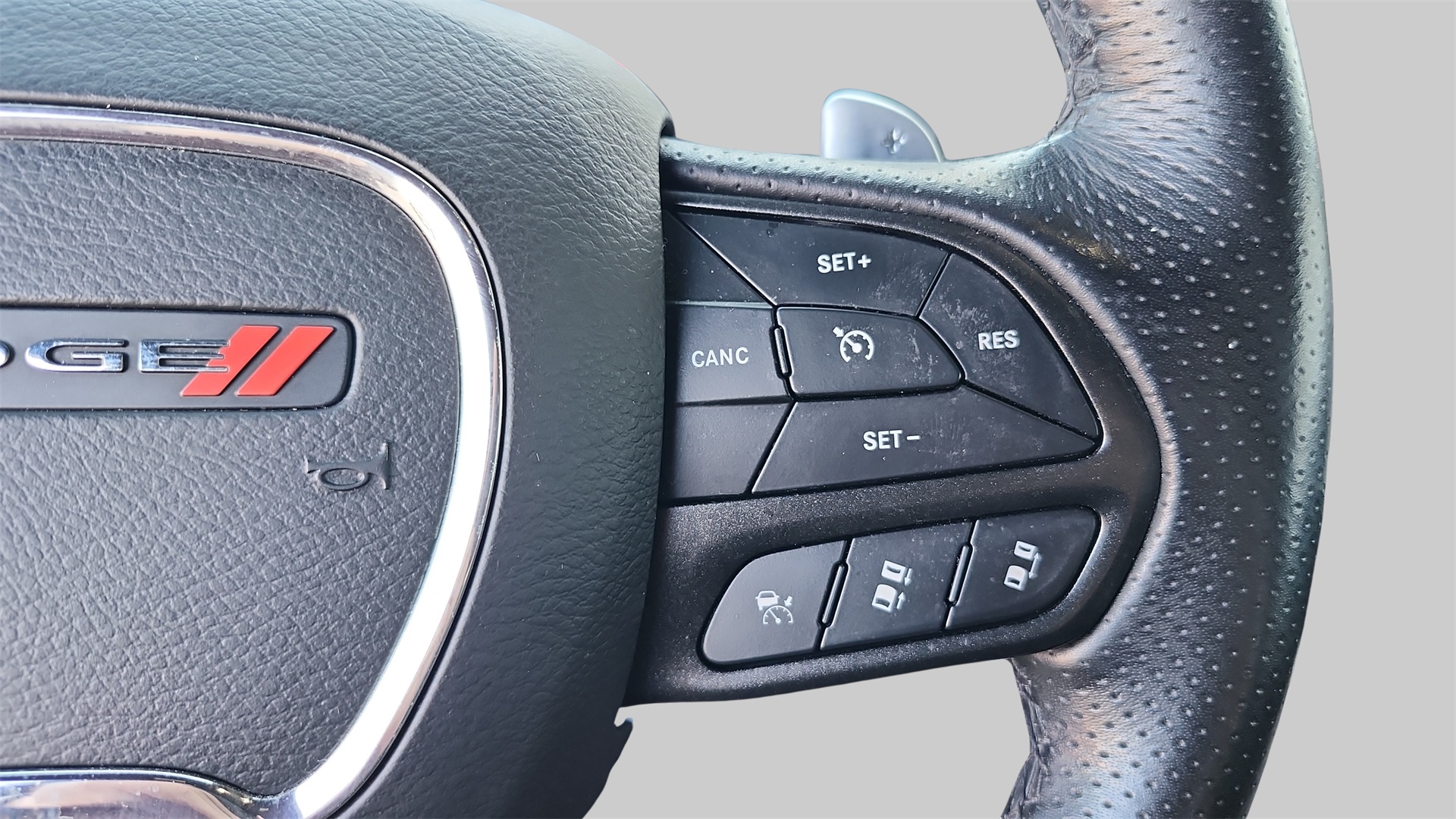 2022 Dodge Challenger R/T Scat Pack Widebody Image 32 of 40