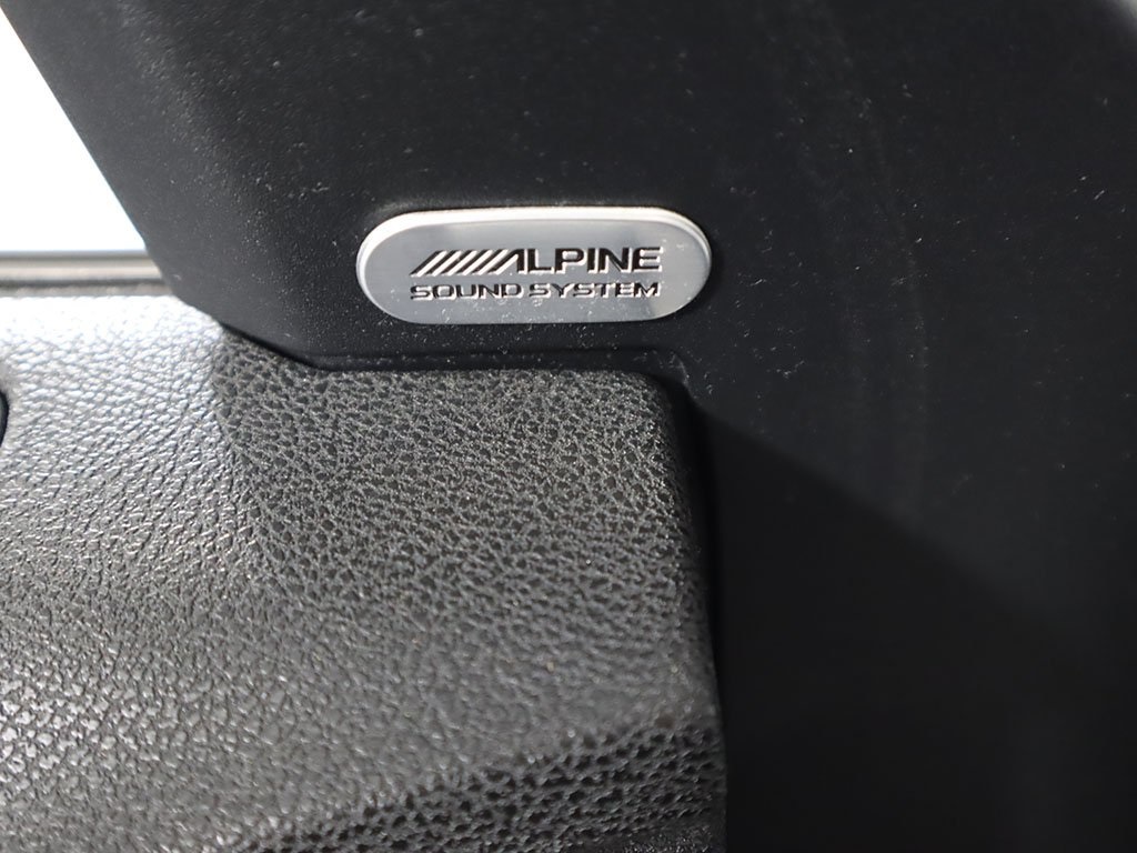 Vehicle image 40 of 51