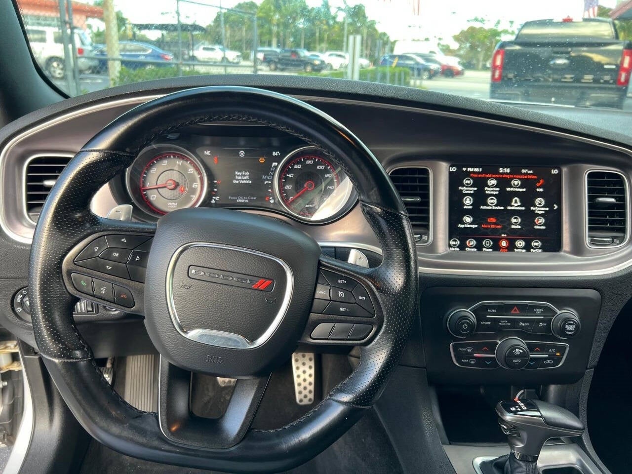 Vehicle image 25 of 47