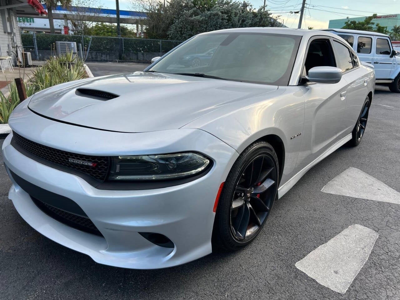 Vehicle image 2 of 47