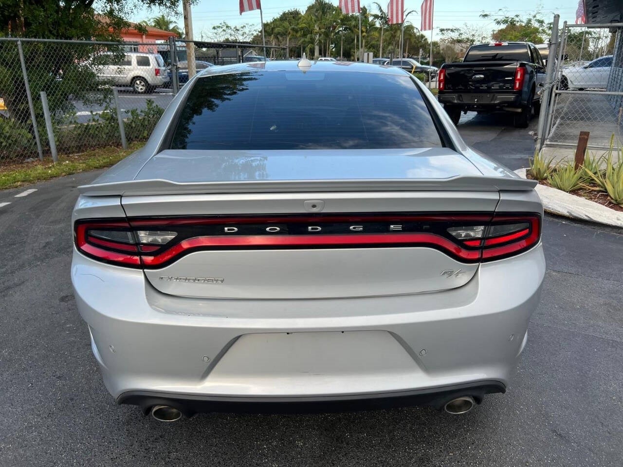Vehicle image 9 of 47