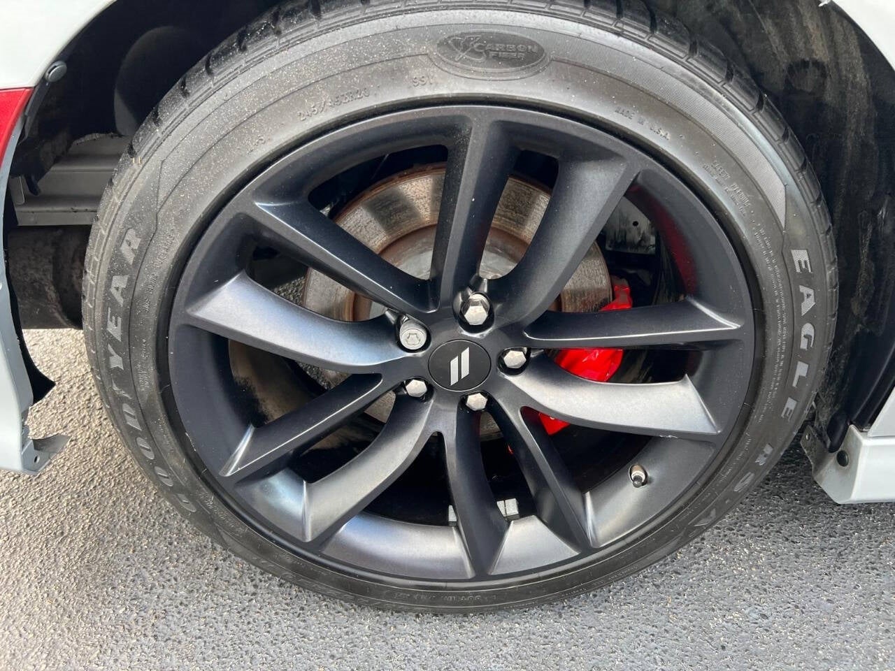 Vehicle image 21 of 47
