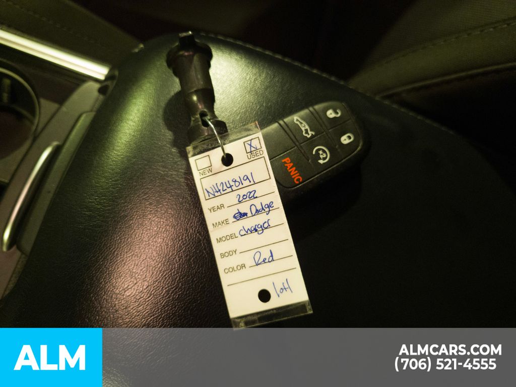 Vehicle image 24 of 31