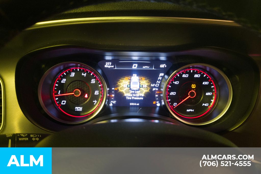 Vehicle image 20 of 31