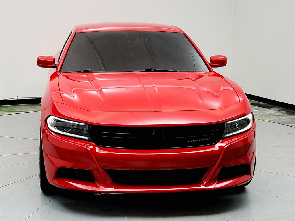Vehicle image 6 of 38