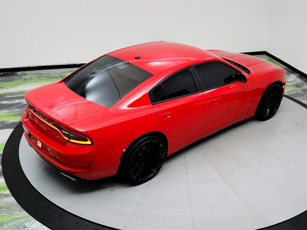 Vehicle image 4 of 38