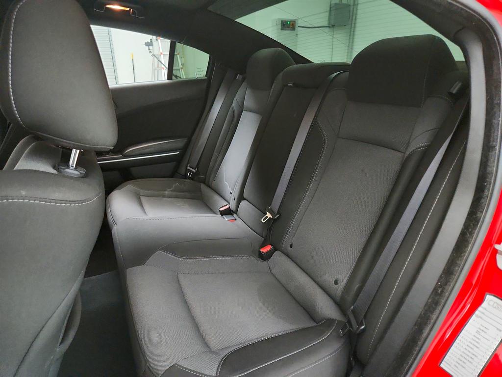 Vehicle image 25 of 38