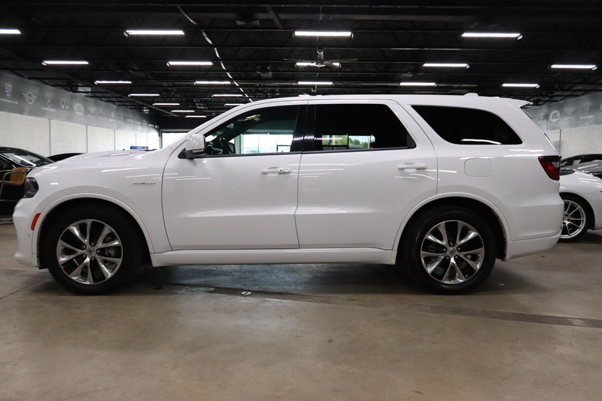 Vehicle image 9 of 44