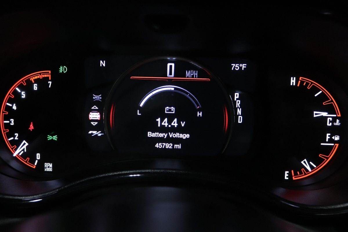 Vehicle image 19 of 44