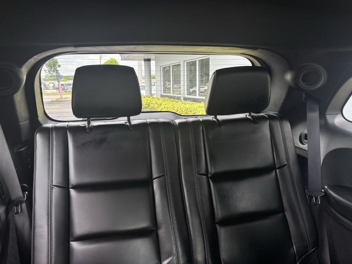 Vehicle image 19 of 32