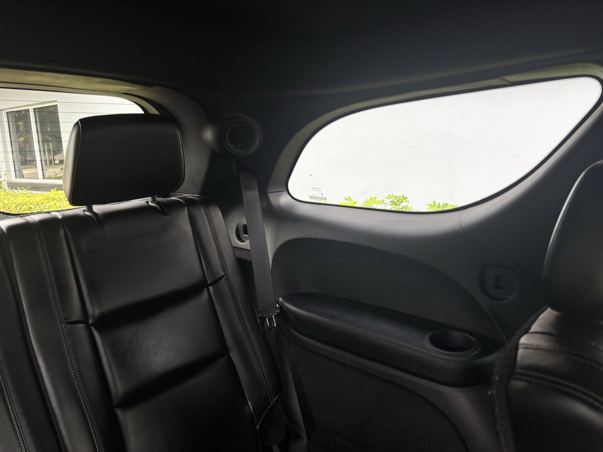 Vehicle image 20 of 32
