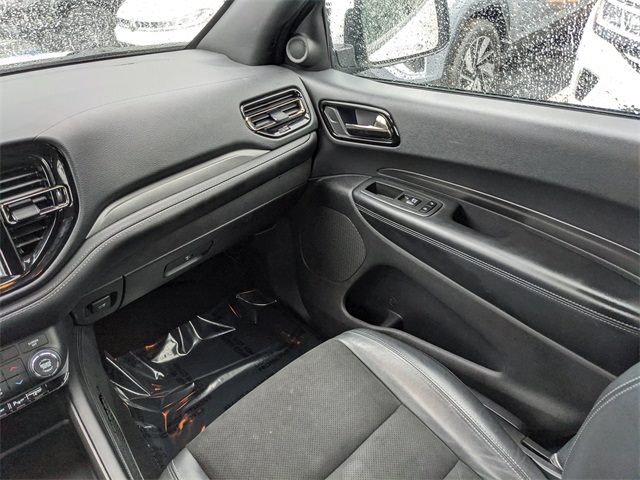 Vehicle image 12 of 30