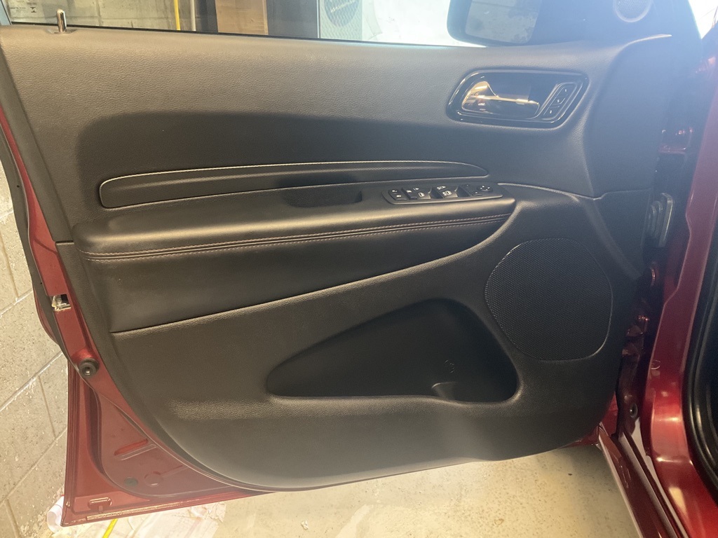 Vehicle image 9 of 23