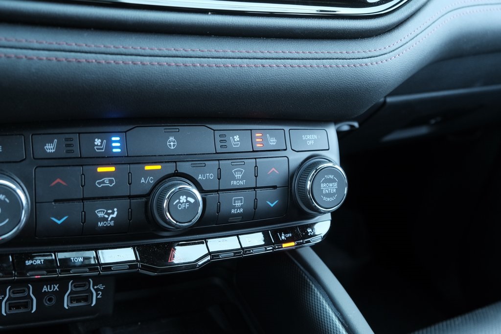 2022 Dodge Durango R/T Plus Image 37 of 47