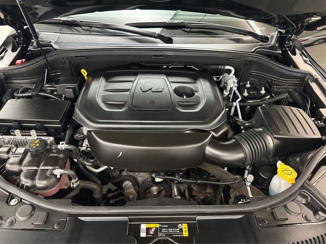 Vehicle image 9 of 22