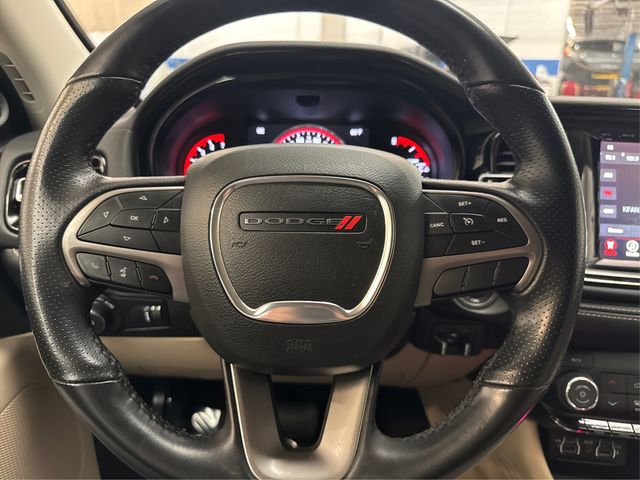 Vehicle image 16 of 22