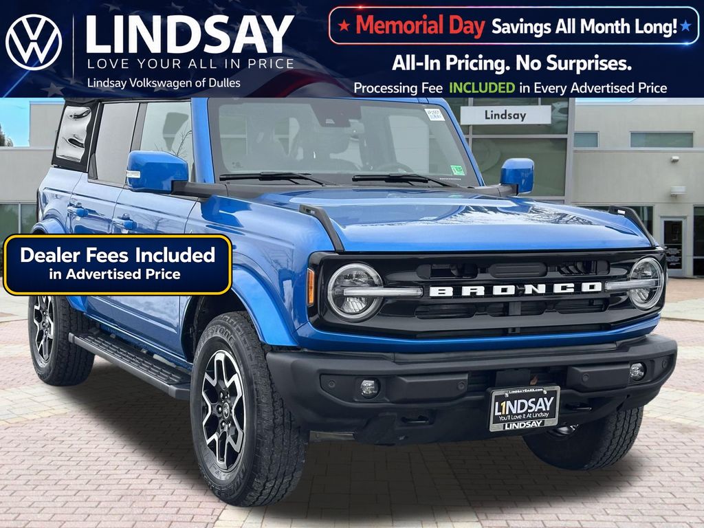 2022 Ford Bronco Outer Banks Image 3 of 28