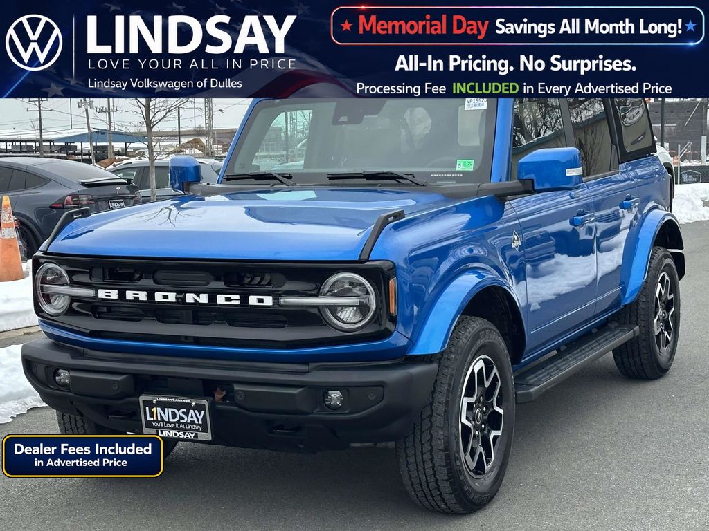 2022 Ford Bronco Outer Banks Image 1 of 28