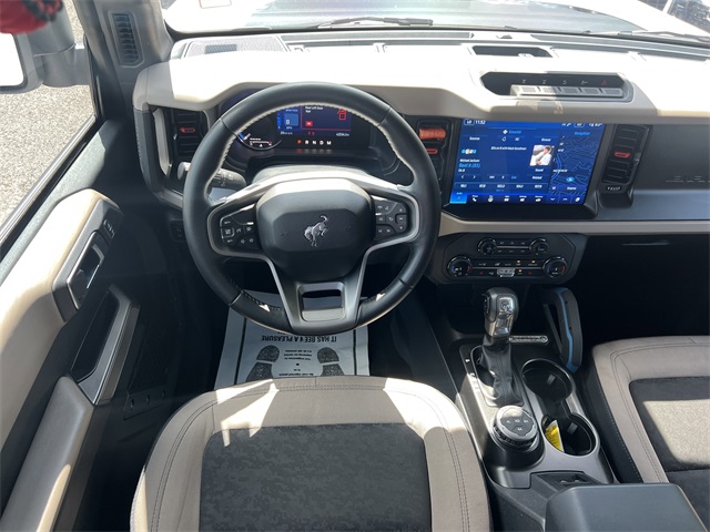 Vehicle image 19 of 34