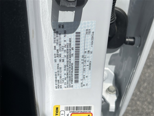 Vehicle image 28 of 34