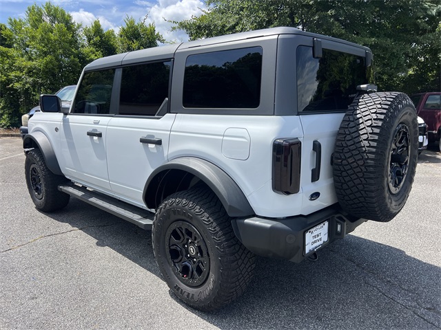 Vehicle image 6 of 34