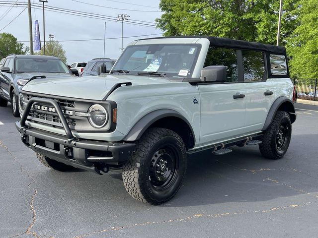 2022 Ford Bronco Black Diamond Image 1 of 35