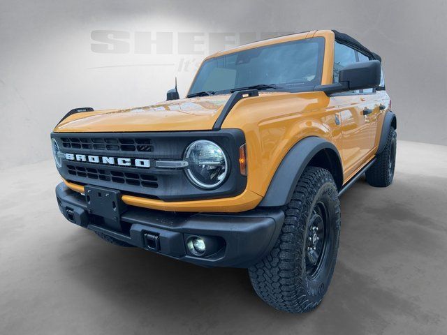 2022 Ford Bronco Black Diamond Image 1 of 35