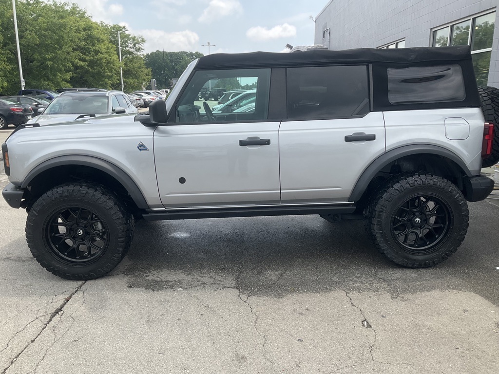 Vehicle image 6 of 25