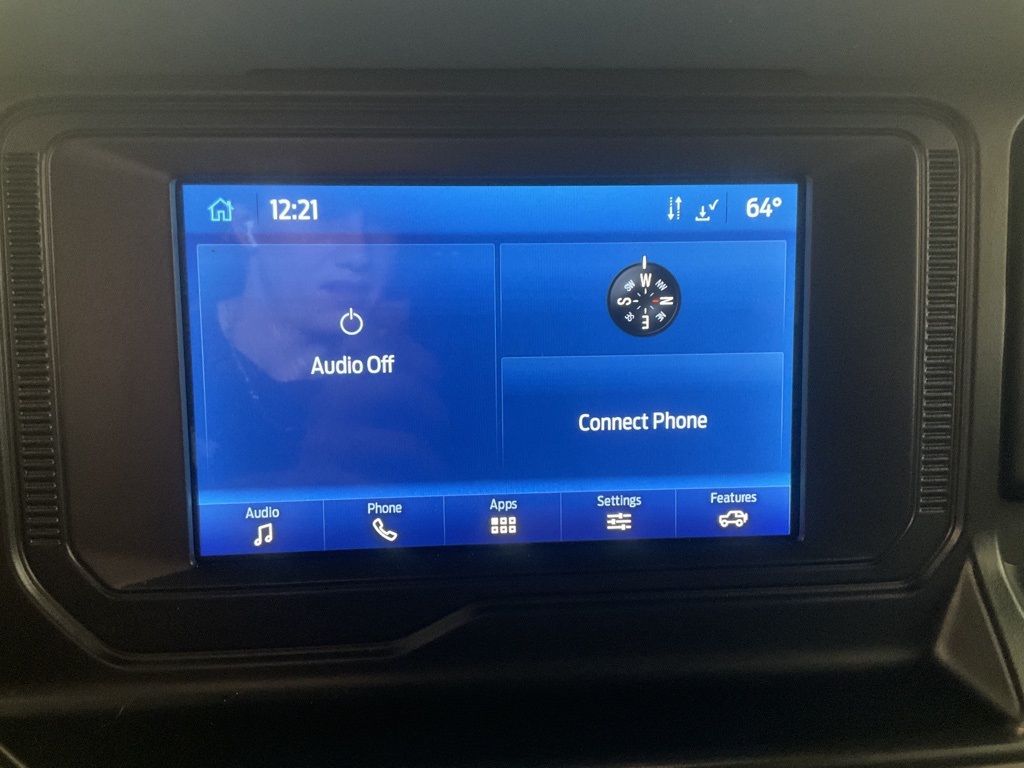 Vehicle image 17 of 25