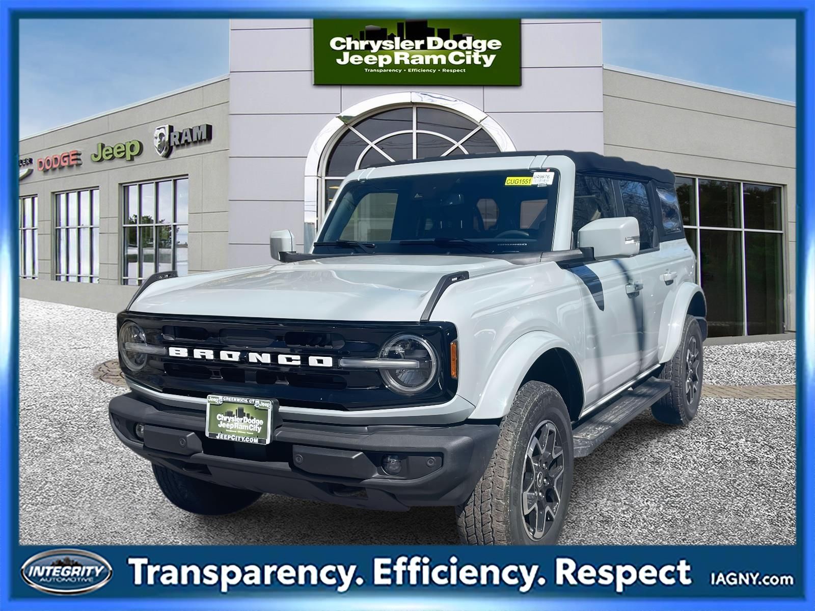 2022 Ford Bronco Outer Banks Image 1 of 32