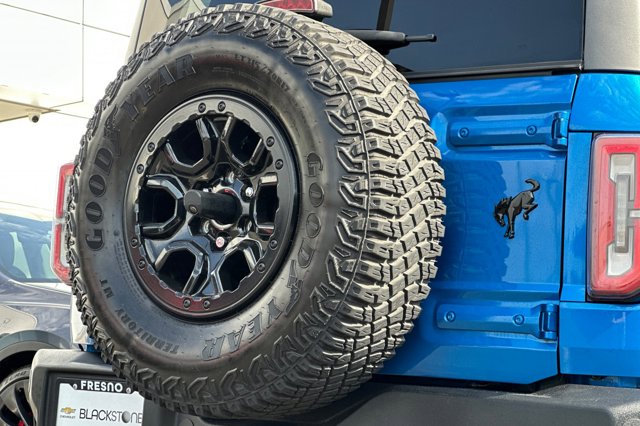 Vehicle image 28 of 30