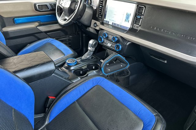 Vehicle image 16 of 30