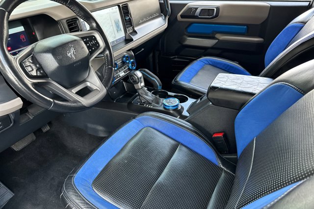 Vehicle image 10 of 30