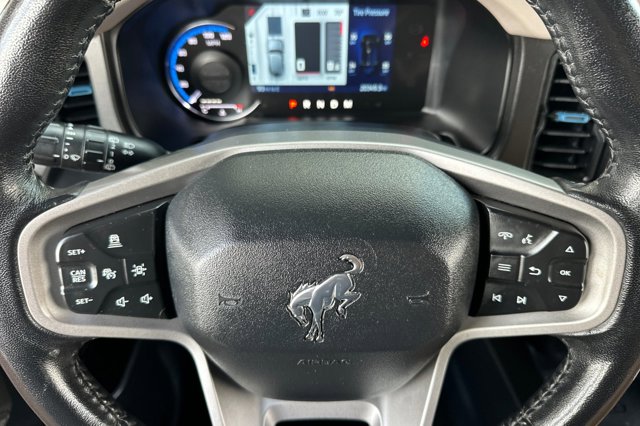 Vehicle image 24 of 30